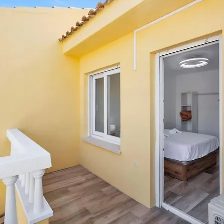 Golden Glow With Ac And Pool Apartmán Caserío Cañada
