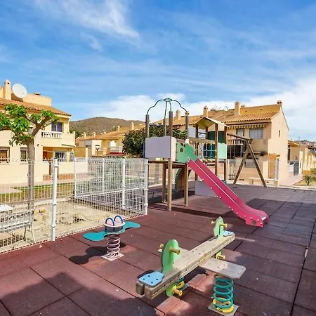 Apartmán Golden Glow With Ac And Pool *